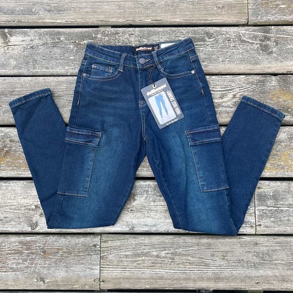 NWT Dollhouse Jeans - Picture 2 of 13